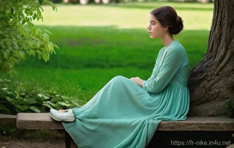 승리의여신 니케 캐릭터 목소리 담당 성우 - **Prompt for Rapi:**
    "A formidable and determined female leader, Rapi, stands tall and resolute ...